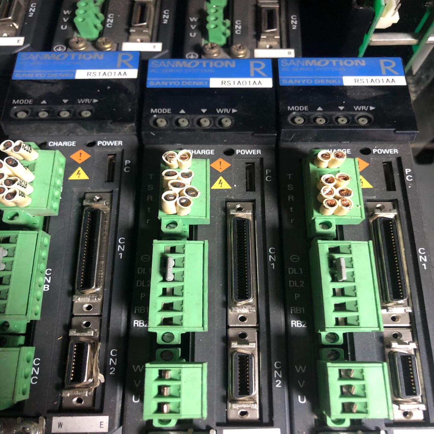 【议价】RS1A01AAW驱动器现货功能完好