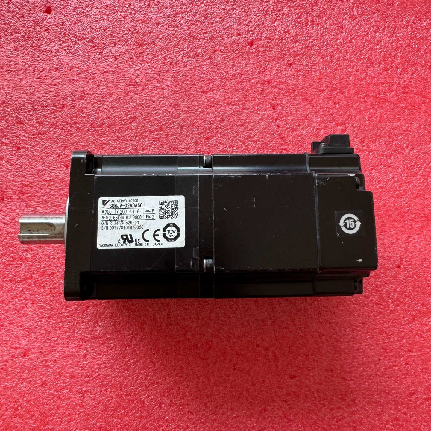 【议价】安川电机SGMJV-02ADA6C.200W，成色如图所示，