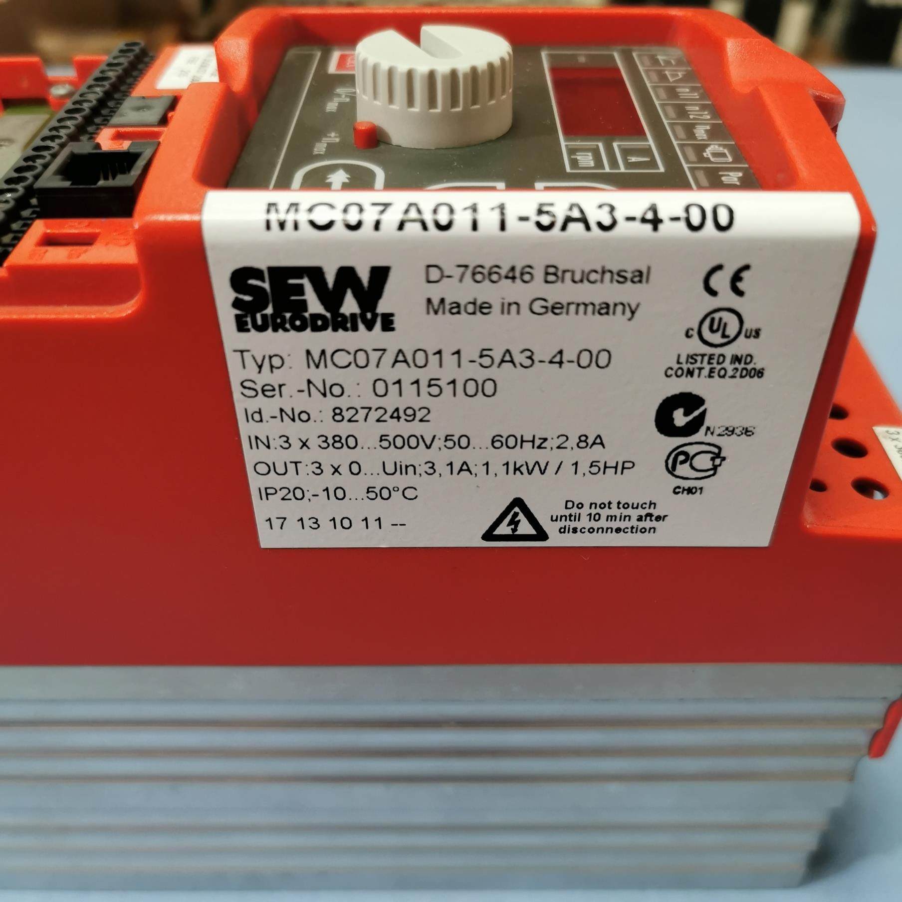 【议价】MC07A011-5A3-4-00 SEW赛威变频器1台1