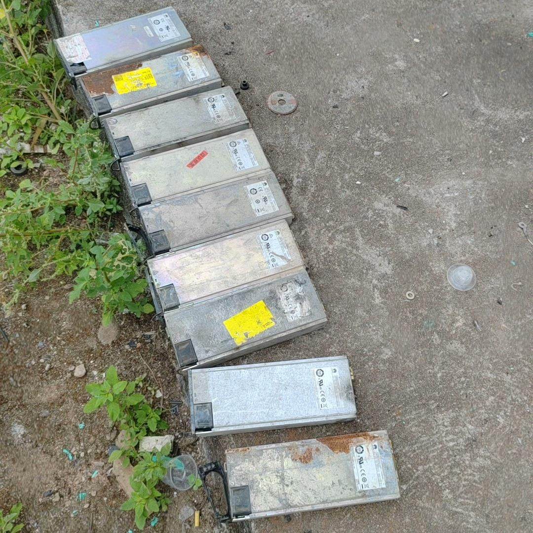 【议价】4850g2 有7个R4850N6一个R4850G6当配