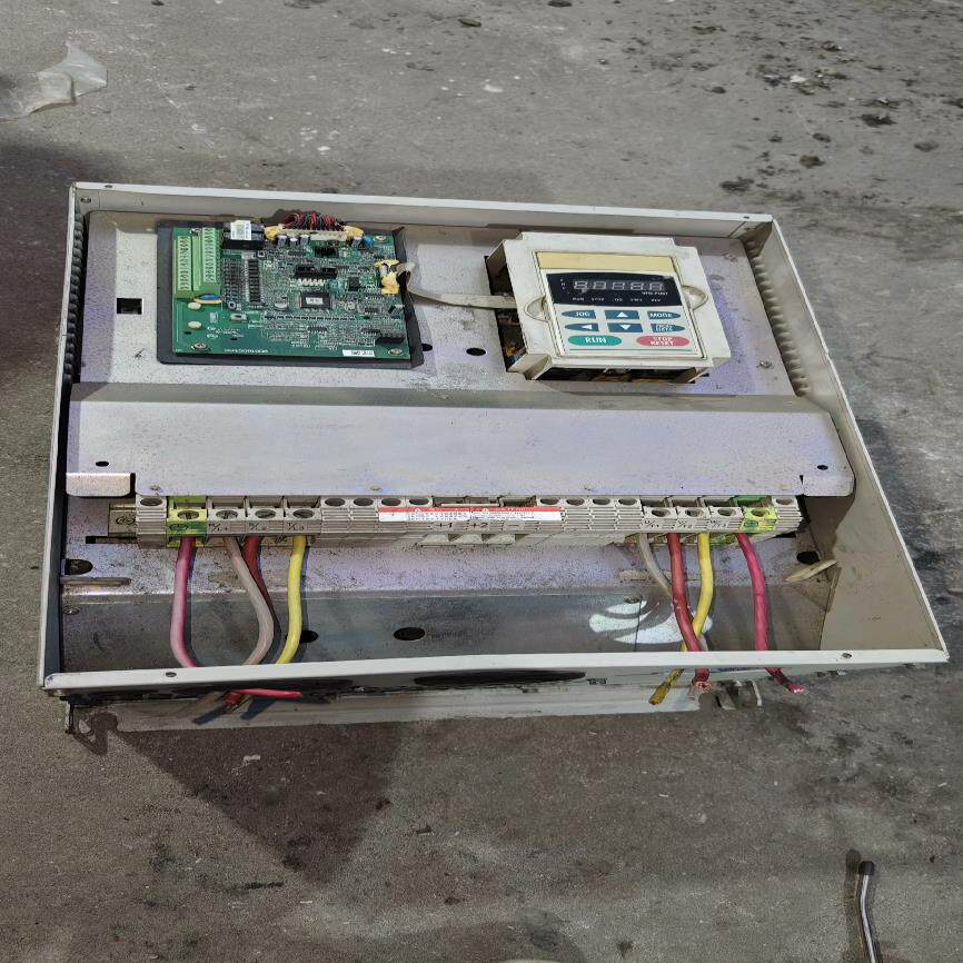 [议价]拆机台达变频器vfd370f43a  37kw实物拍摄功
