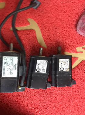 [议价]三台150元包邮安川SGMJV-01AAA61100W两