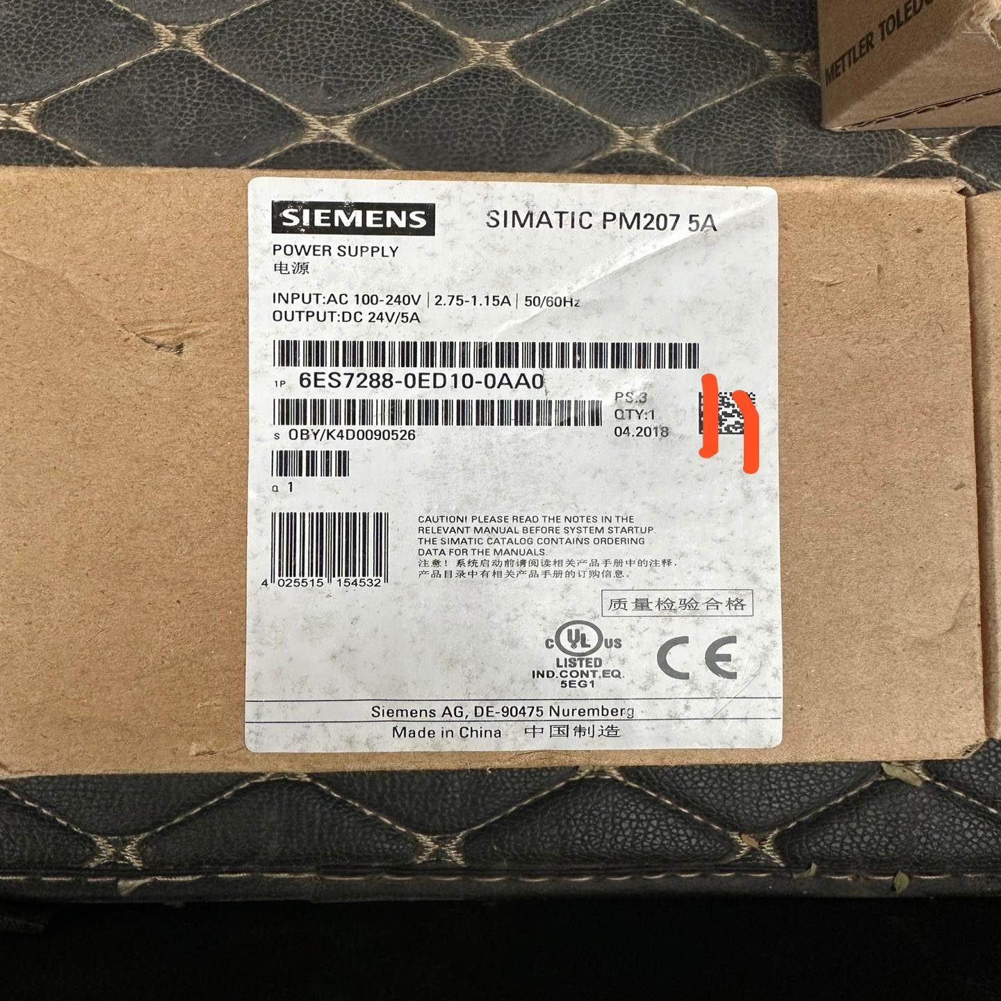 【议价】西门子电源6ES7288-0ED10-0AA0一个  全新原
