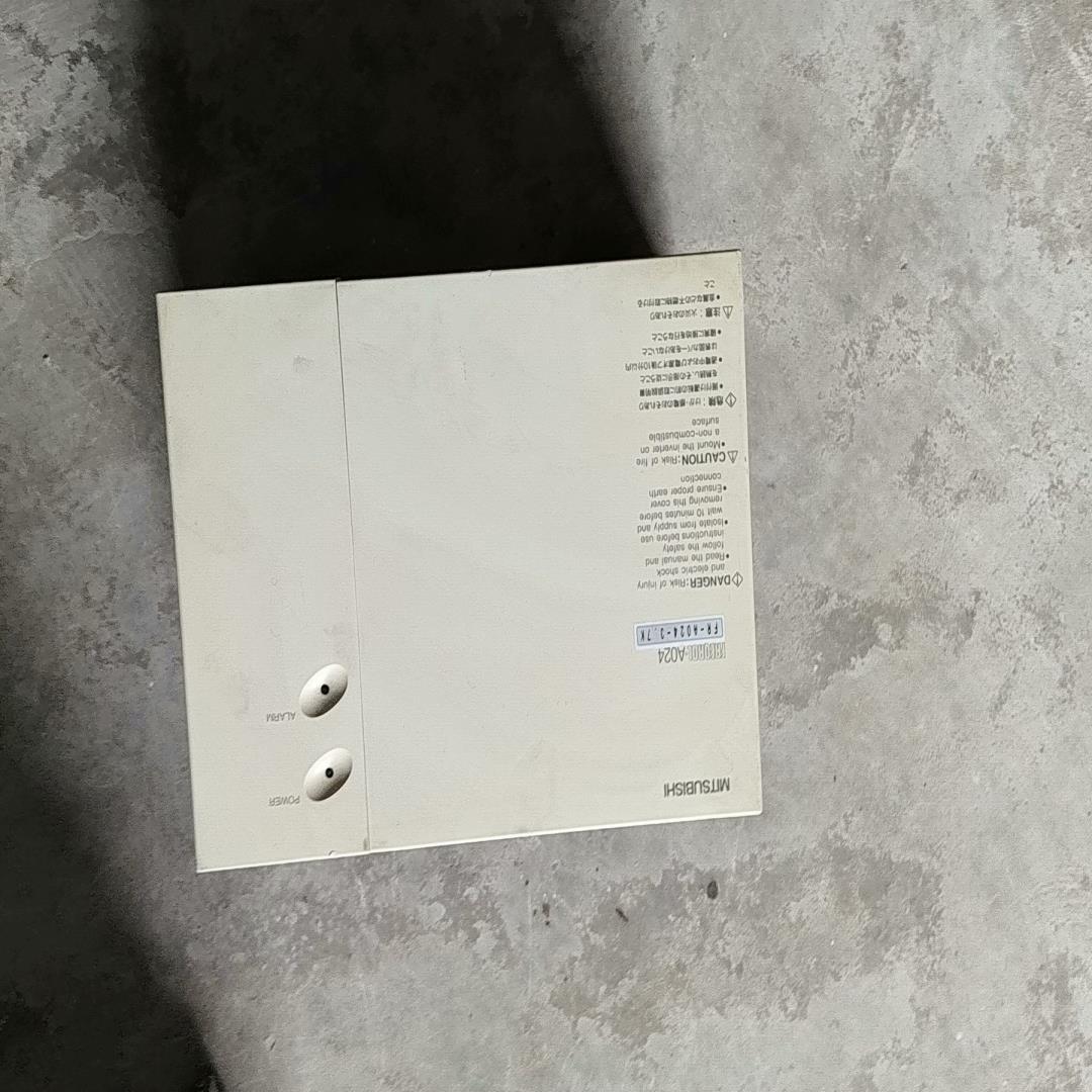 [议价]拆机三菱变频器fr-a024-22k220v22k已