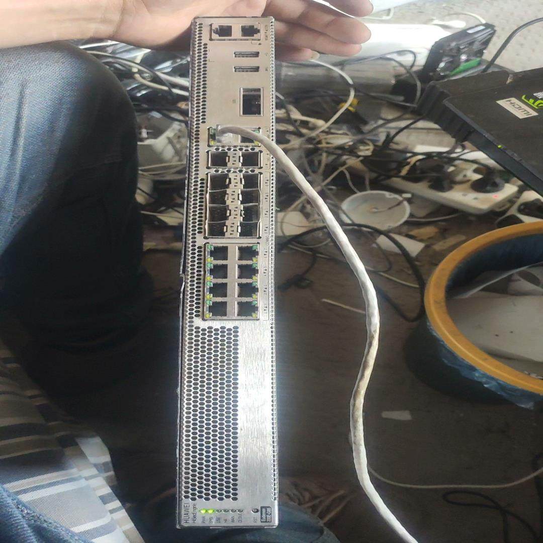 【议价】华为万兆防火墙 Eudemon200E-G852口 W