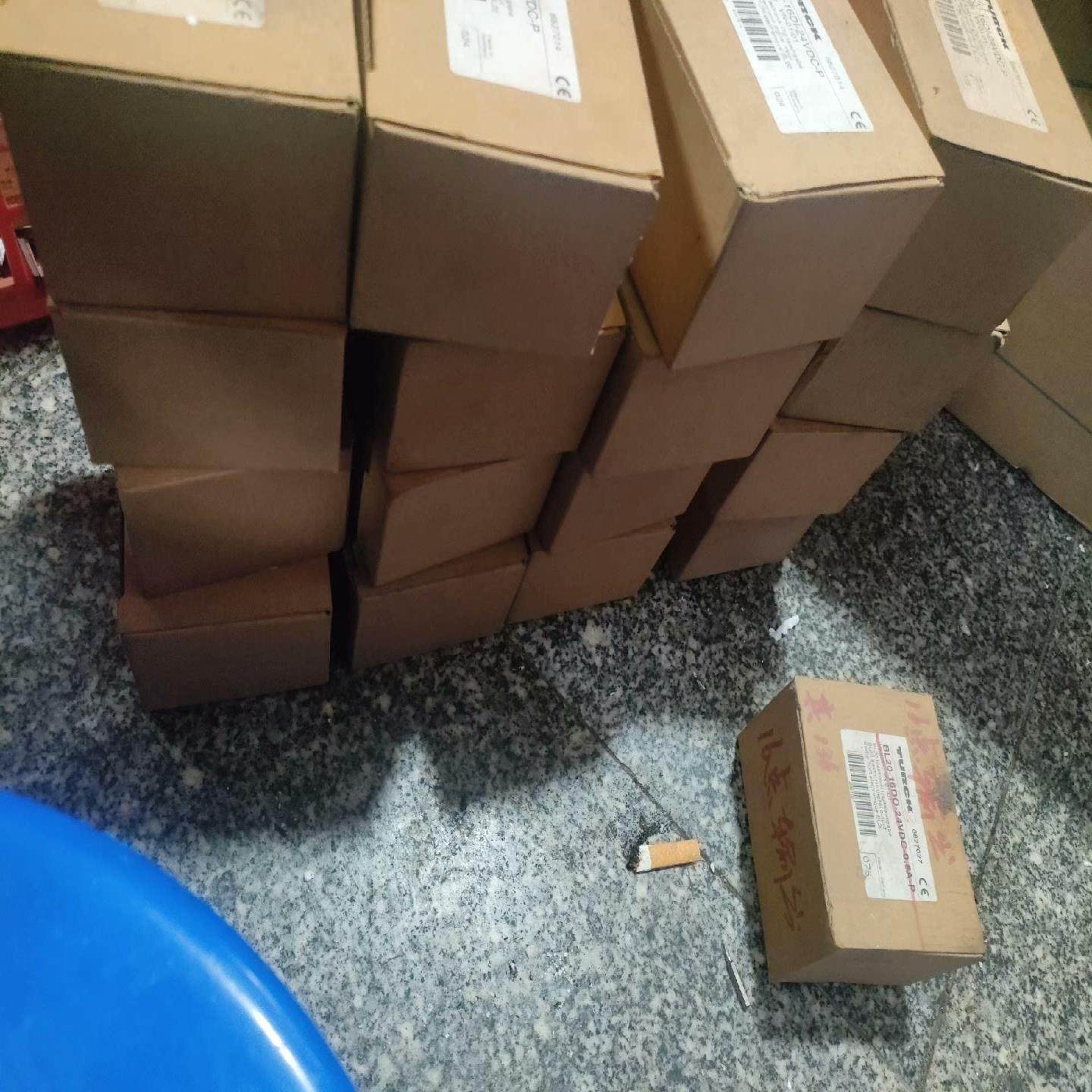 【议价】图尔克  BL20-16Dl-24VDC-P全新的库存机