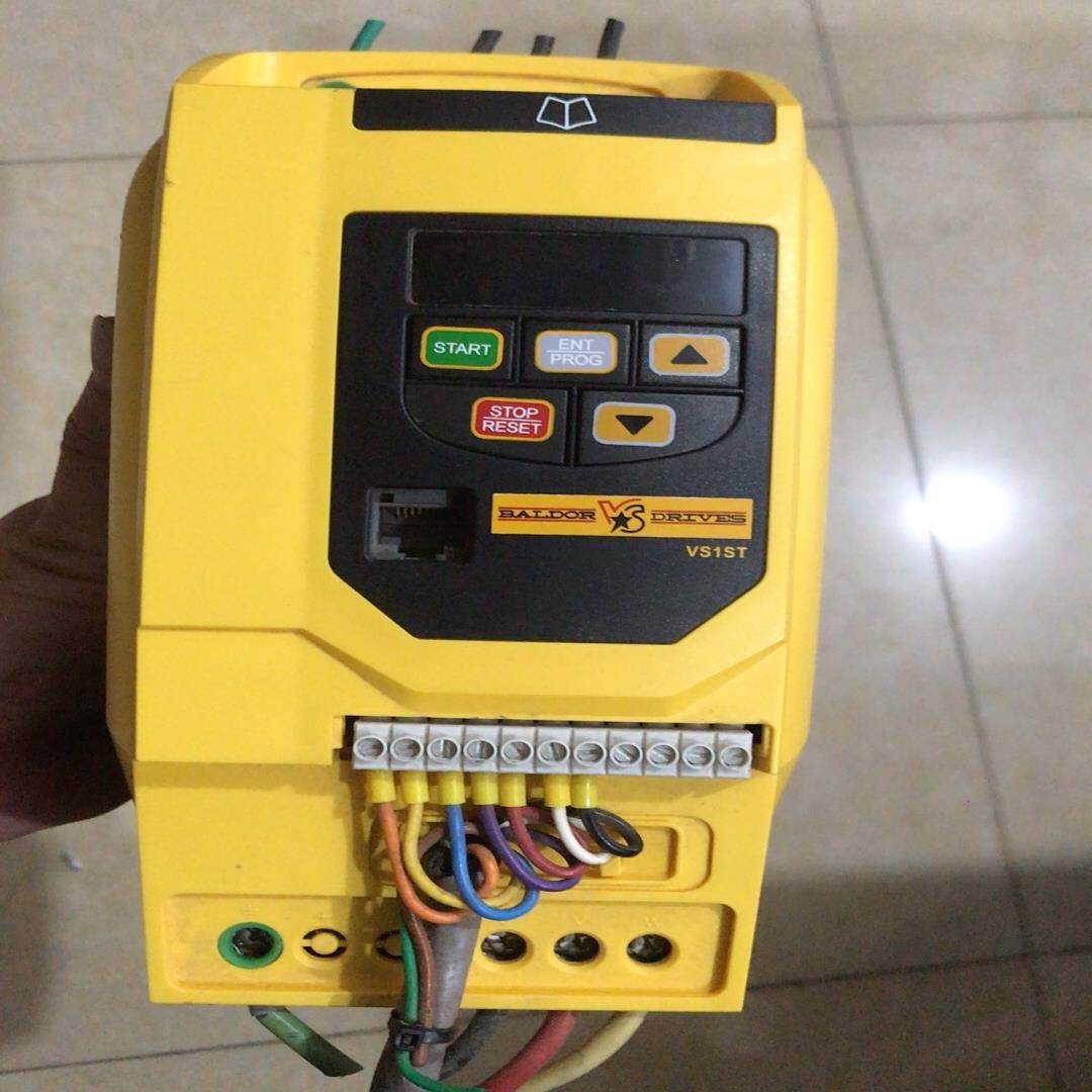 【议价】40Kw变频器VS1ST45-0T三相380Ｖ如图实