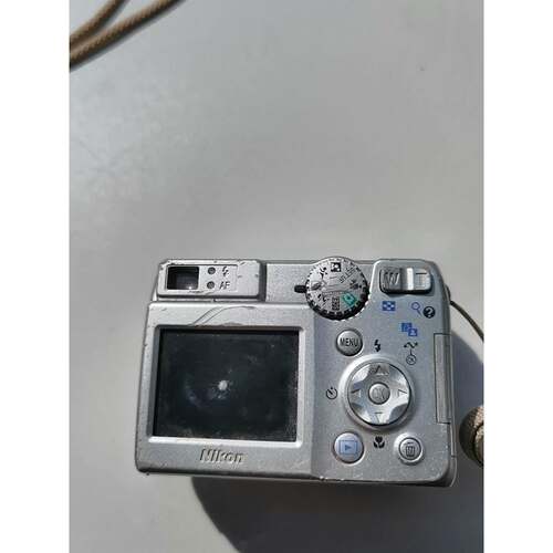 【议价】Nikon/尼康尼康e7600,710万像素，3倍变焦，屏幕