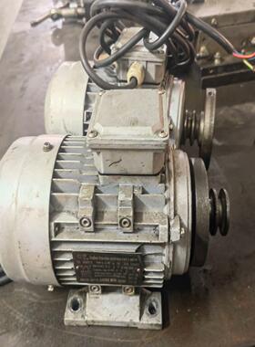 [议价]gs8012电机380b 750w 2800转共两个此价格为