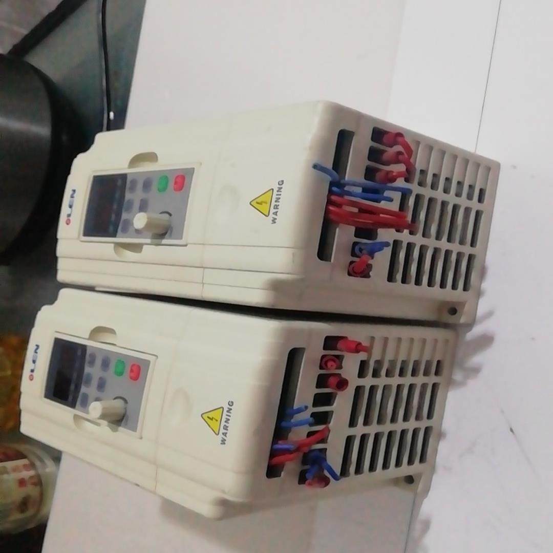 [议价]0d5m-04s2-1b变频器