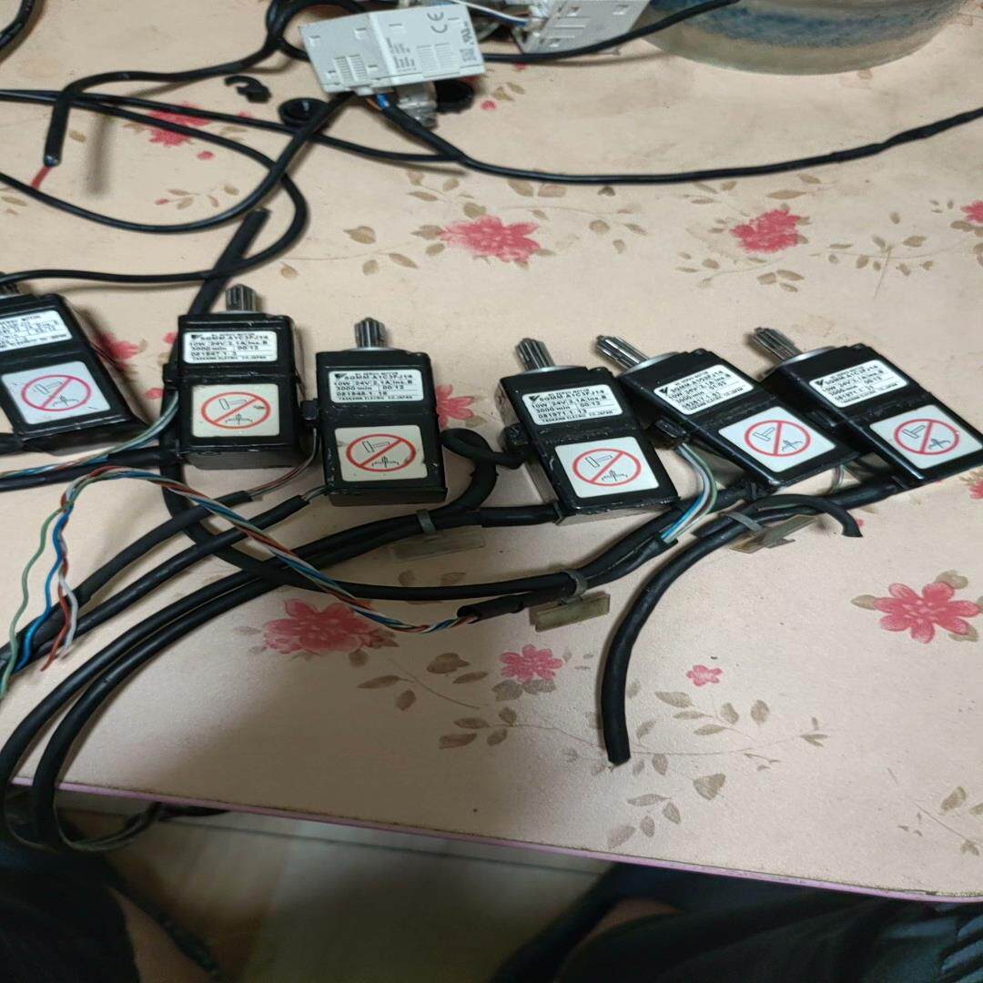 【议价】安川伺服加电机SGMM-A1C3FJ14剪线拆机功能好的