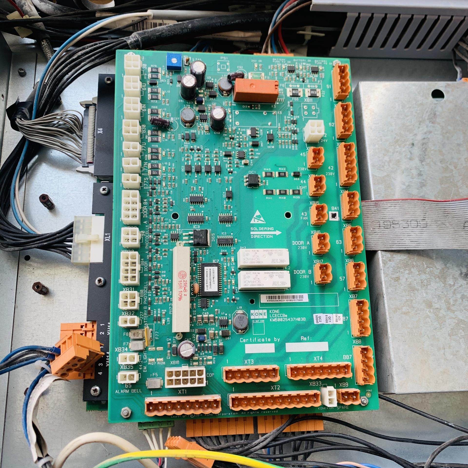 [议价]通力电梯轿顶板lceccbe板km50025436g31