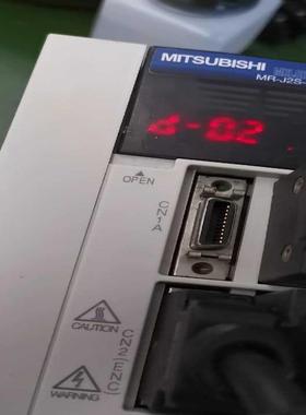 [议价]北京精雕机专用驱动器MR-J2S-40AXYZ轴马达HC-