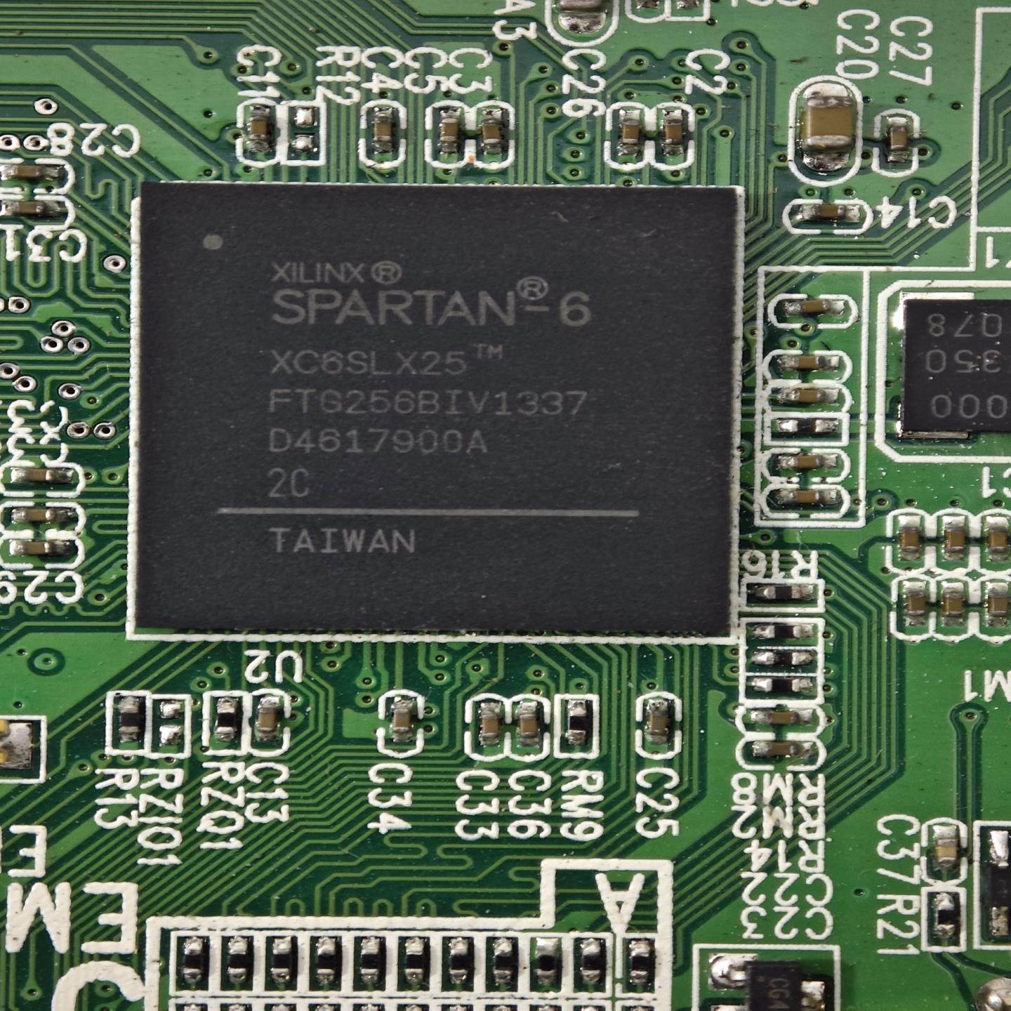 【议价】XC6SLX25-FTG256库存大量带板现货有实单来谈