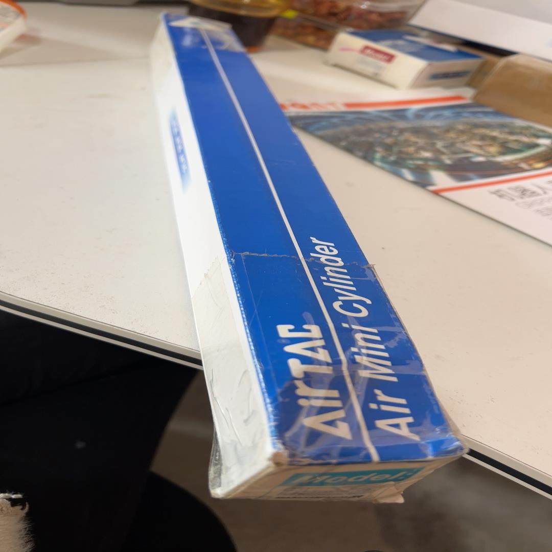 【议价】亚德客原装正品气缸MA20X350SCM