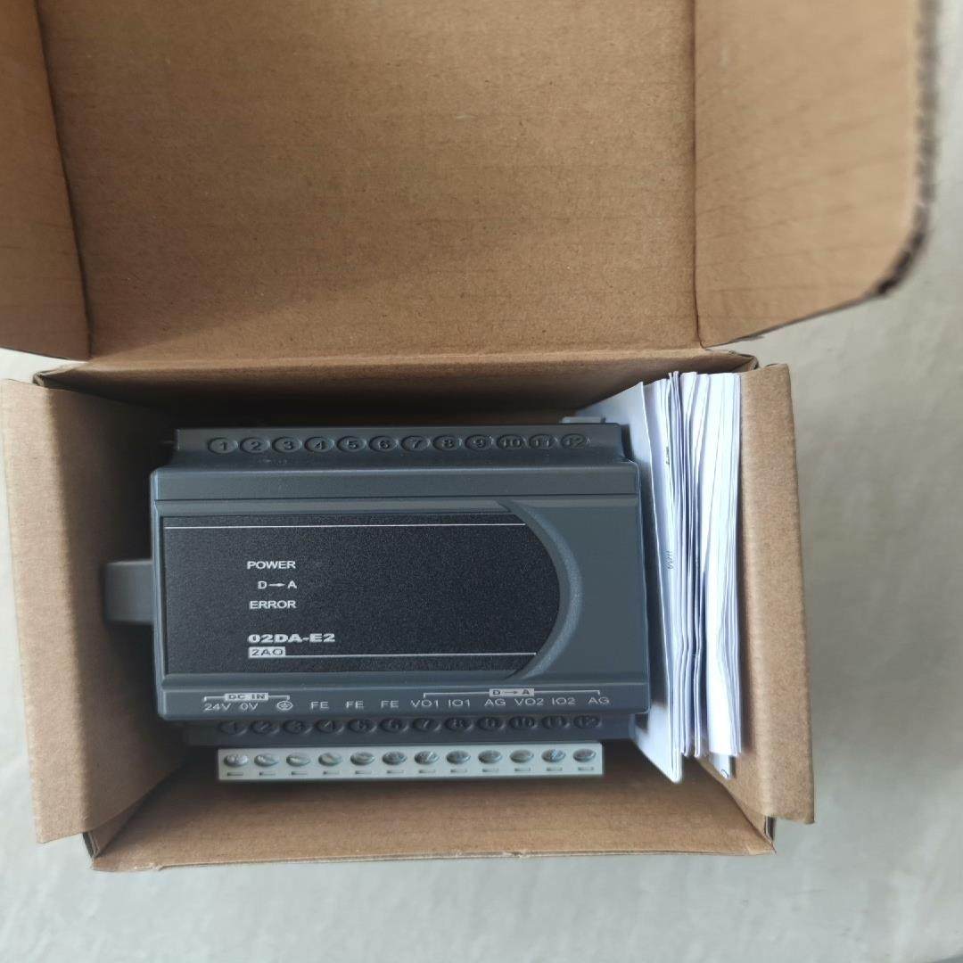 【议价】台达PLC扩展模块 DVP02DA-E2全新实物图功能正常