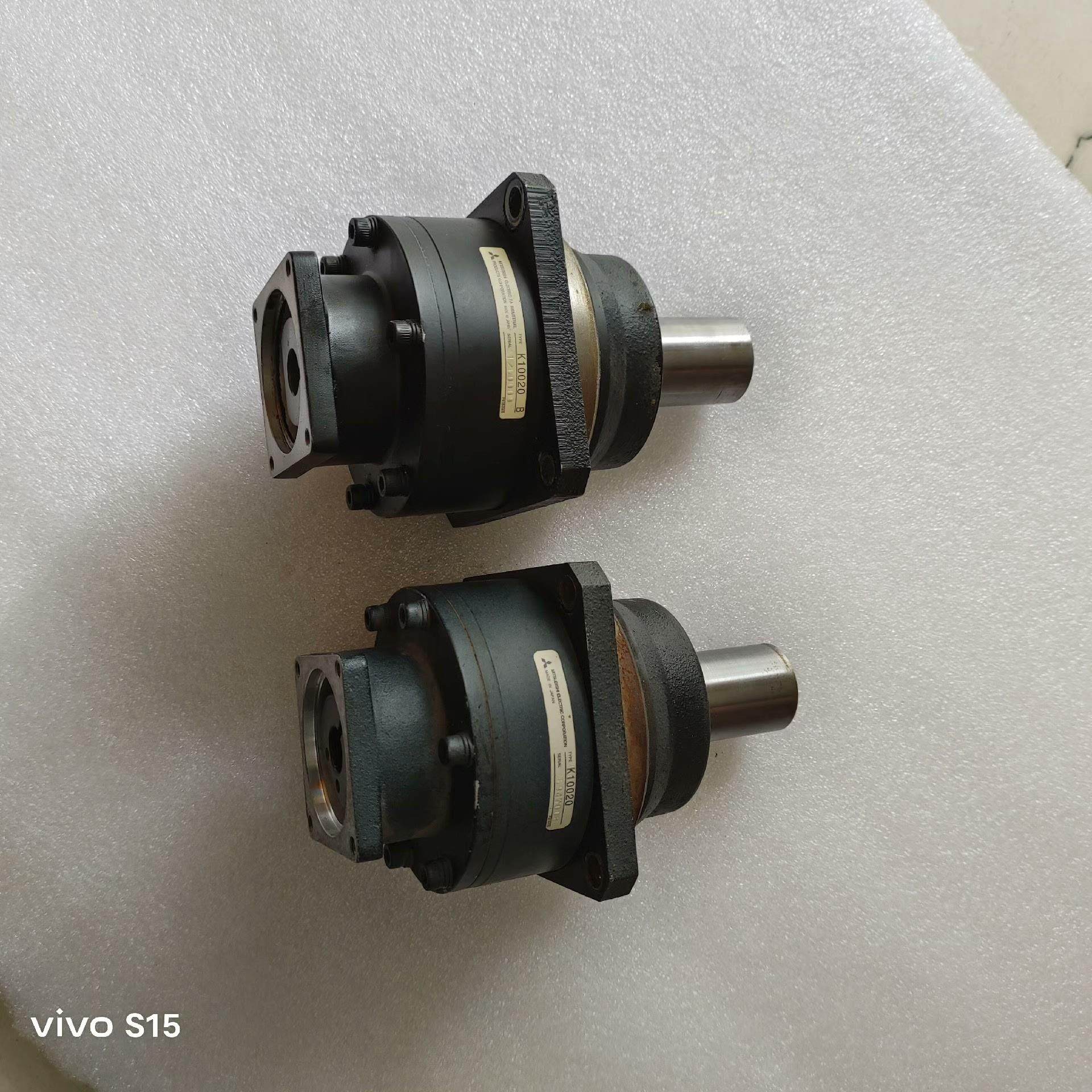 【议价】拆机件减速机K10020便宜出售了图片是实物拍摄来的成色