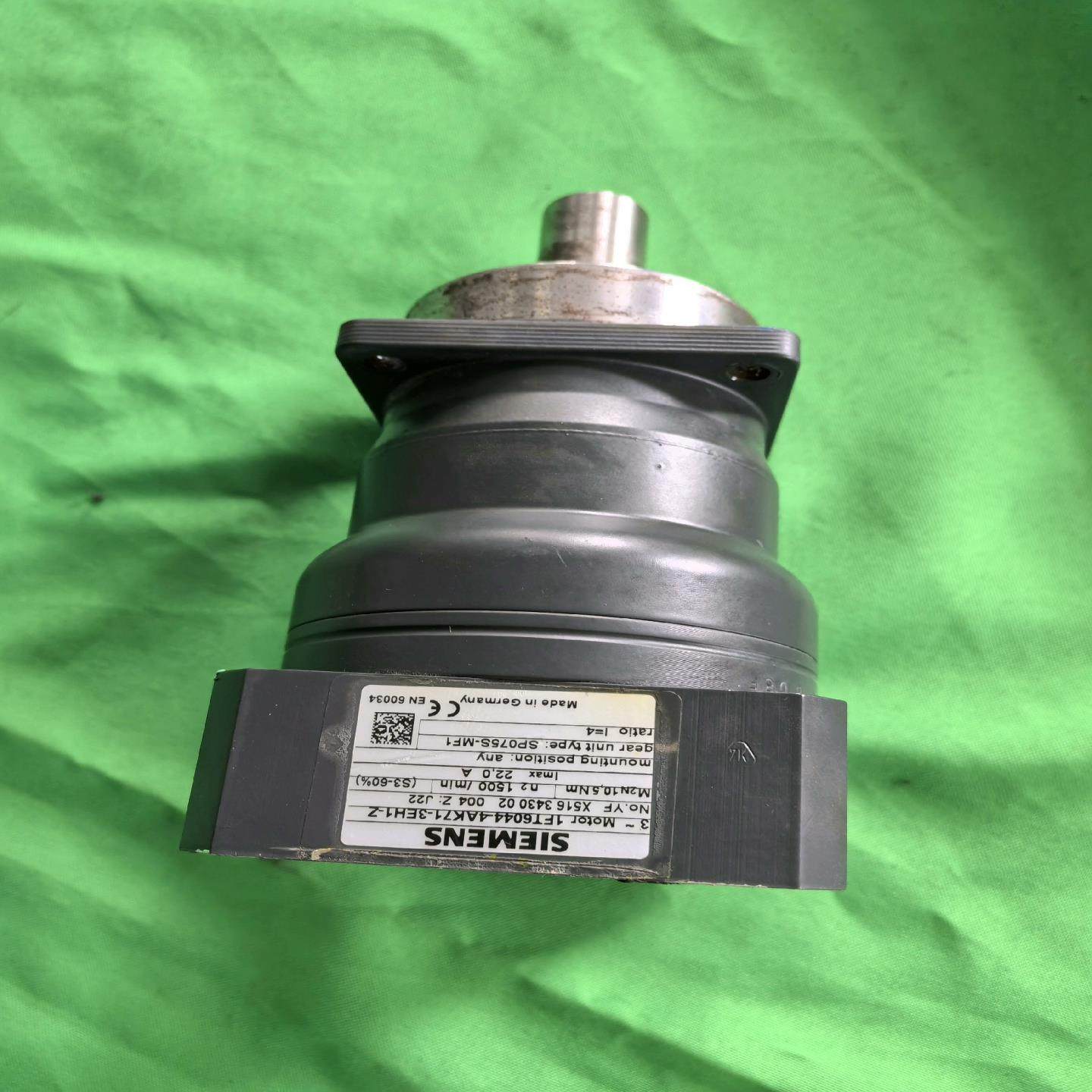 【议价】成色不错西门子减速机 1FT6044-4AK71-3EH1-