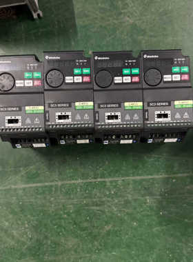 【议价】士林变频器SC3-021-0.4K，220V单相，0.4KW