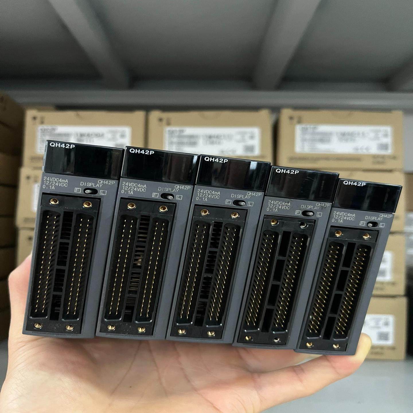 [议价]三菱q系列plc输入输出混合模块qh42p