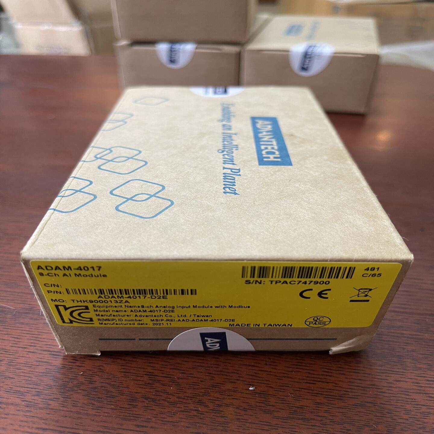 【议价】研华 ADAM-4017 -D2E 原装正品全新 新出厂