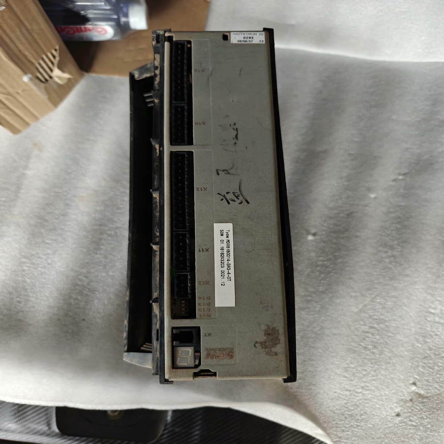 【议价】SEW驱动器MDX61B0014-5A3-4-00一台驱动