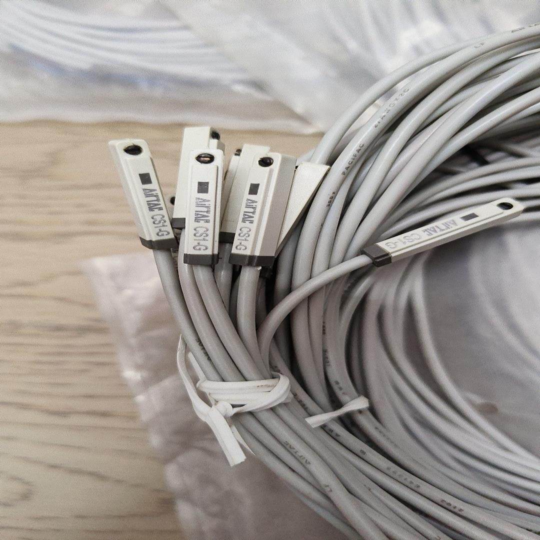 【议价】台湾亚德客磁性开关CS1-G实物拍摄全新的正品2米长