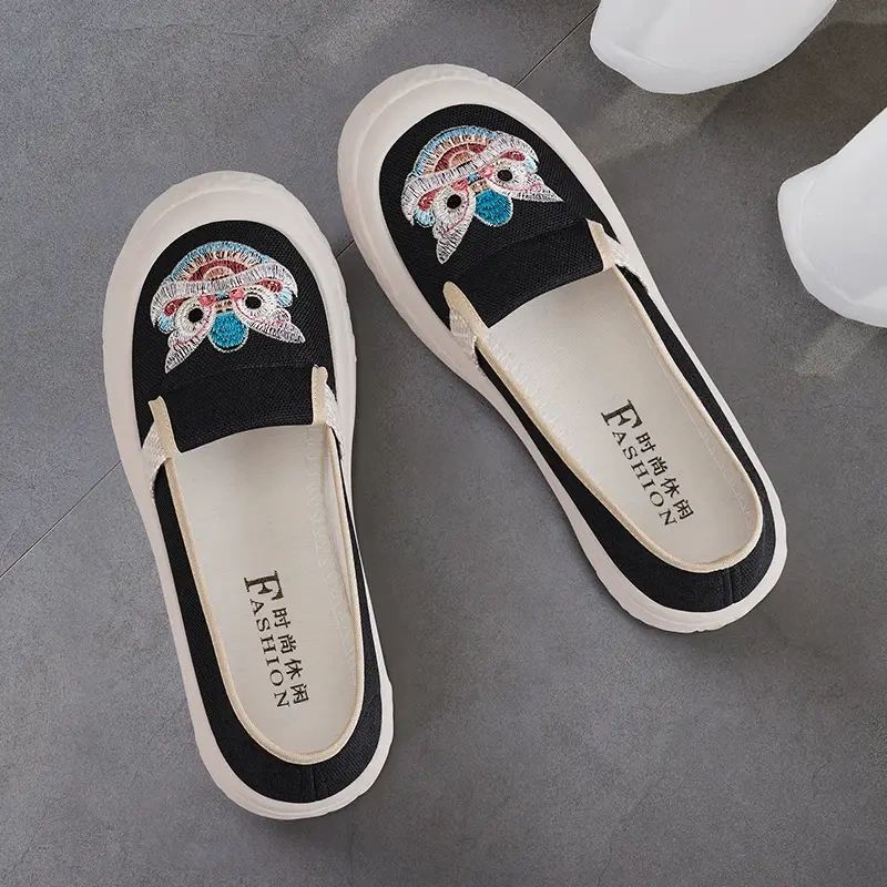 布鞋女2025新款夏季防滑渔夫鞋休闲老北京布鞋正品透气厚底帆布鞋