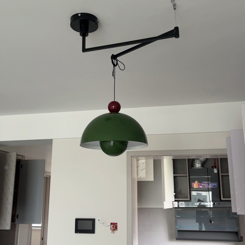 丹麦包豪斯花苞护眼摇臂餐厅吊灯2025年新款高级撞色可移位餐桌灯