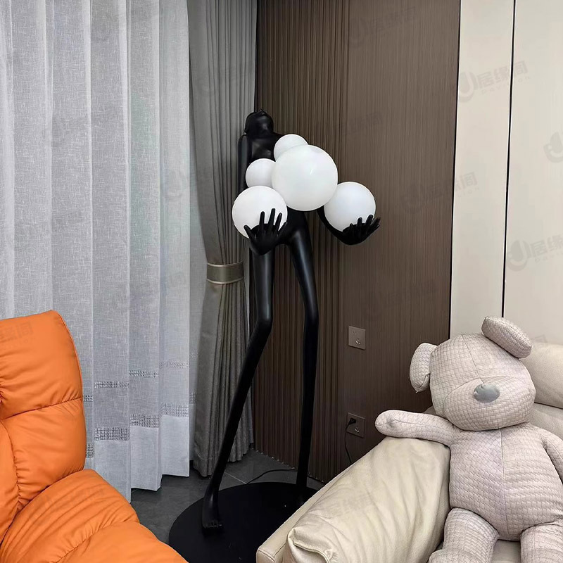 人形艺术雕塑抱球落地灯设计师酒店客厅大堂展厅创意大型人体摆件