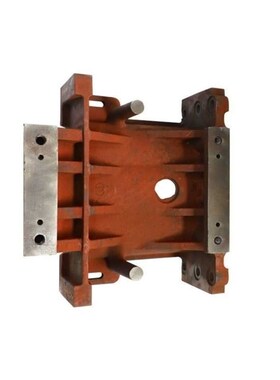 常州东风拖拉机504/554/604/654/704/454U配件前桥水箱托架