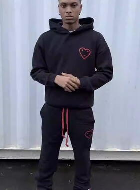 Carsicko 新款刺绣爱心印花慢跑宽松休闲运动套装流行卫衣卫裤潮