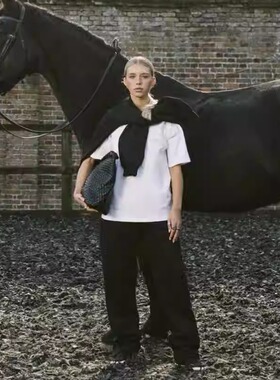 Carsicko 新款白色宽松版凉感爱心上衣刺绣潮牌短袖圆领男女同款