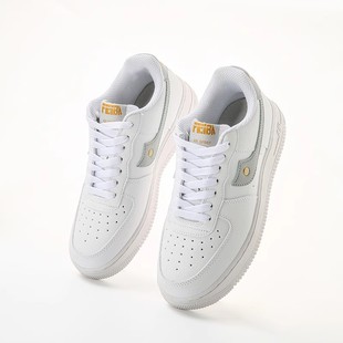 休闲舒适轻便百搭透气圣诞12 男女板鞋 极简小白鞋