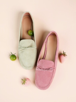 淡色复古蝴蝶结圆头女平底乐福鞋