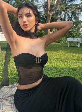 2024女装时尚挂脖一字领性感低胸透视修身小背心女women clothes