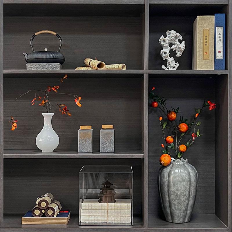 新中式书房摆件侘寂风样板间书柜搭配装饰博古架软装摆设柜子陈列