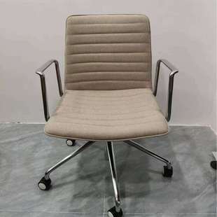 小型电脑椅子休闲职员办公椅家用书房椅无扶手小巧精致转椅