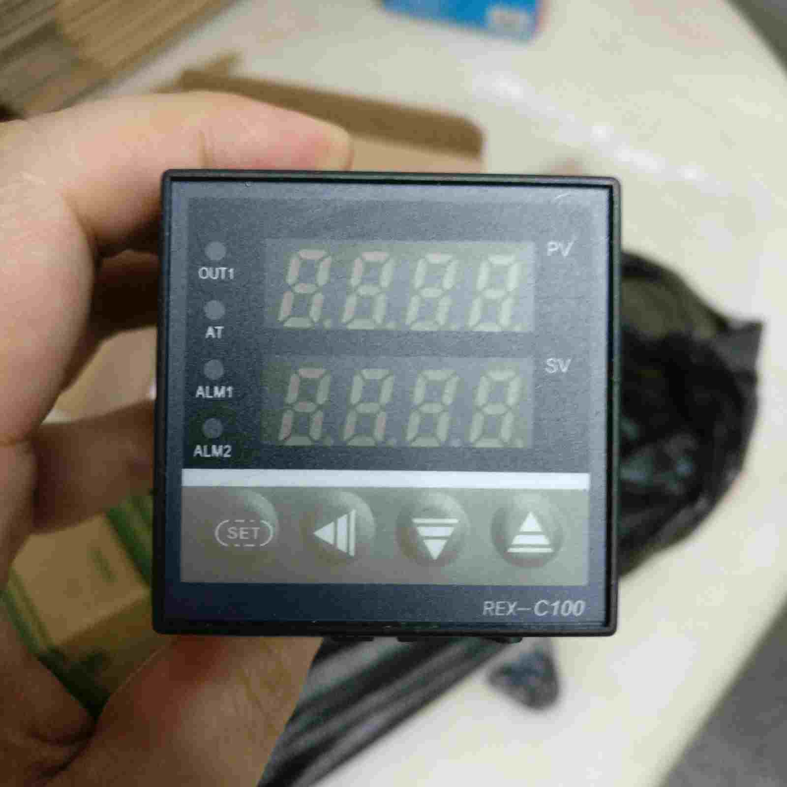 EKS 48数显智能款温度控制表 REX-C100FK02-VAN (K型固态SSR)