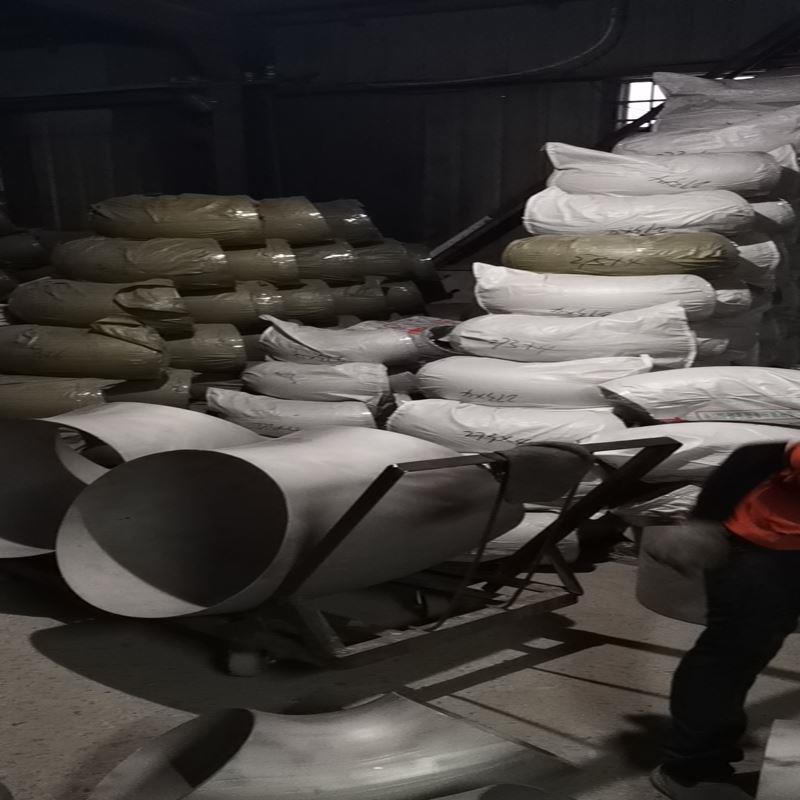 304不锈钢冲压酸洗焊接弯头90度对焊弯头焊接工业对焊弯头38~820