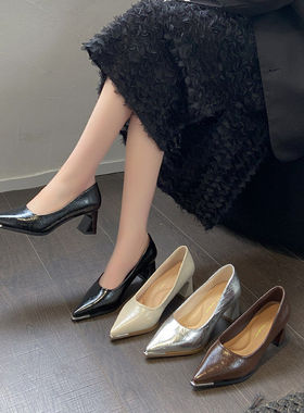 【维也娜老赵专享】SWL6982新款方头粗跟玛丽珍单鞋