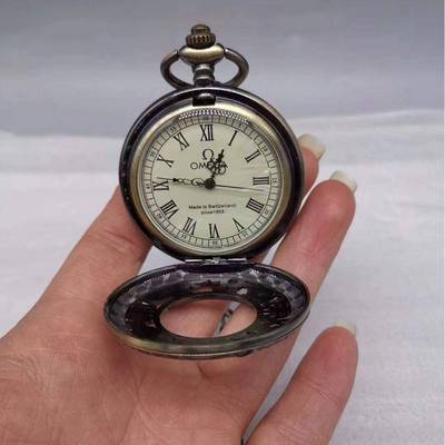 古董古玩复古铜怀表翻盖纪念表怀旧客厅家用乡下收藏老物件