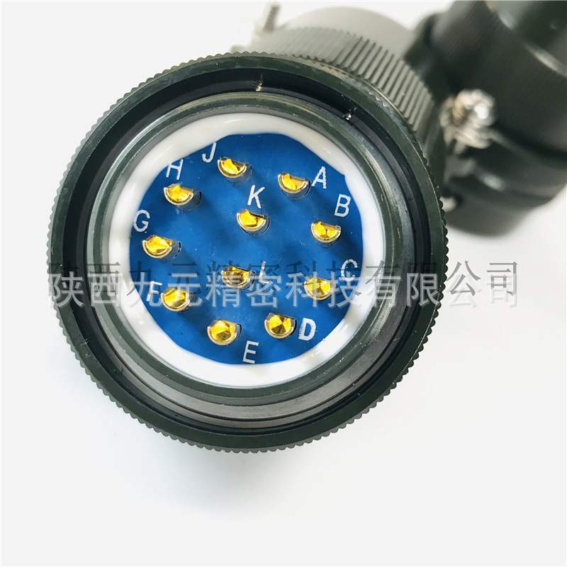 KDB06F18-11S KDB00E18-11P 圆形电缆信号焊接方盘法兰固定航插头