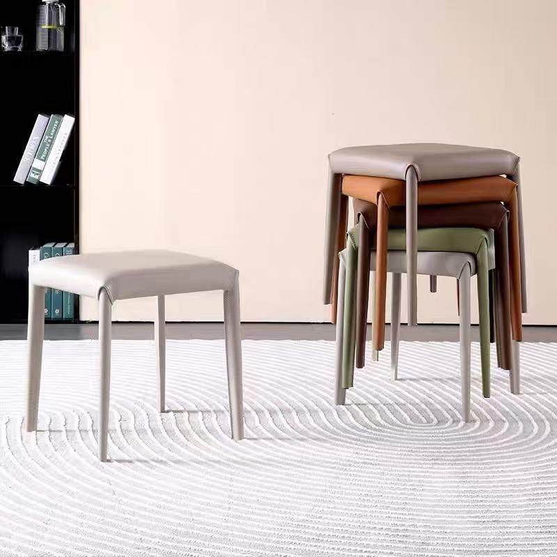 北欧马鞍皮椅子家用简约设计师方凳可叠放凳子餐桌凳子奶油风餐椅