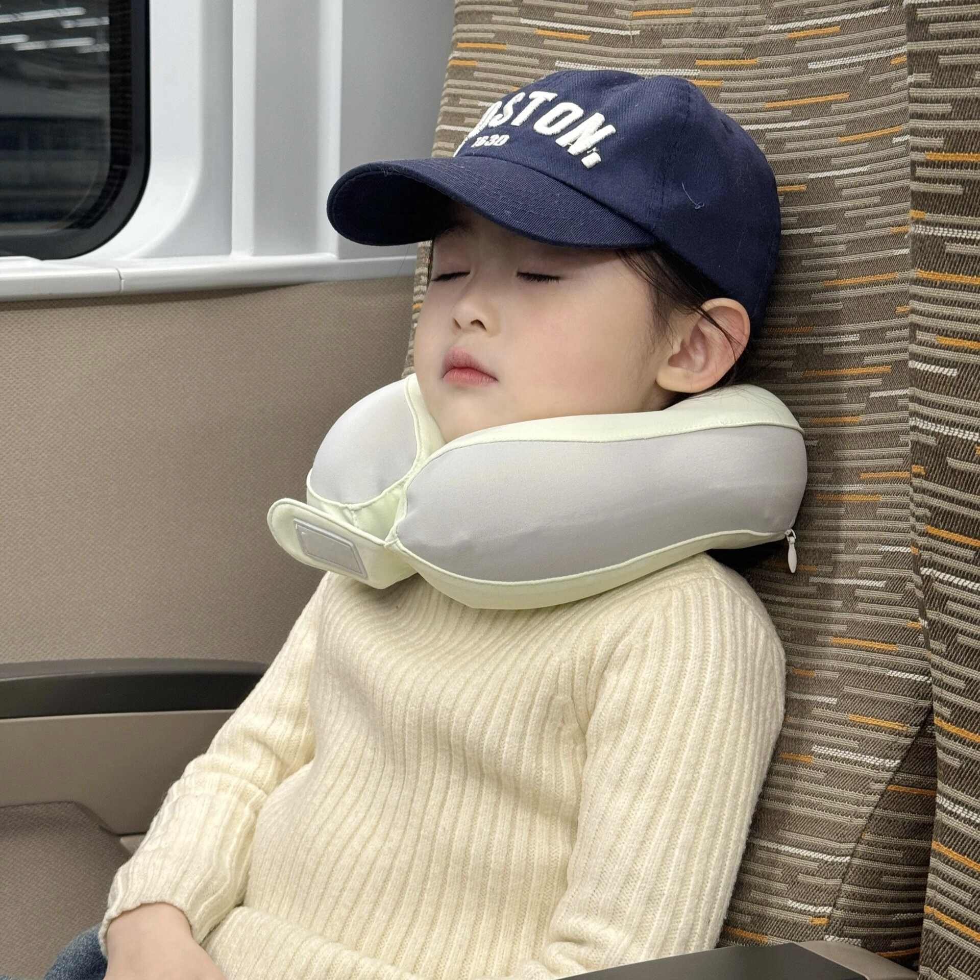 宝宝旅行u型枕儿童护颈便携火车飞机长途旅游睡觉冰丝睡枕亲子款