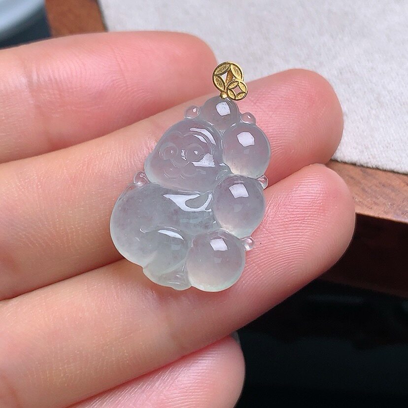 锜一家缅甸天然翡翠A货冰种迷你项坠/吊坠