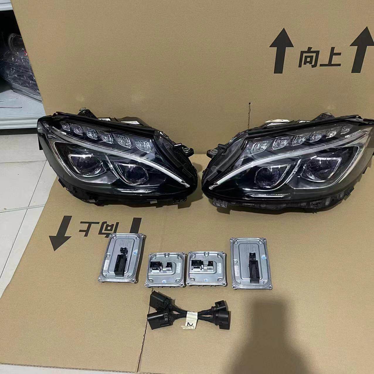 适用15-18款奔驰C级W20大灯总成