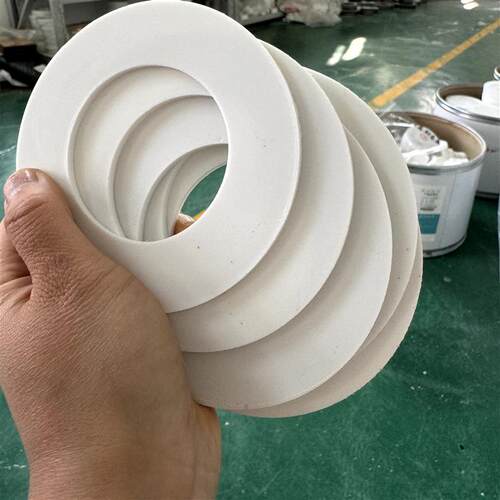 热销增强四氟 RPTFE玻纤四氟法兰垫片改性聚四氟乙烯垫片玻璃纤维