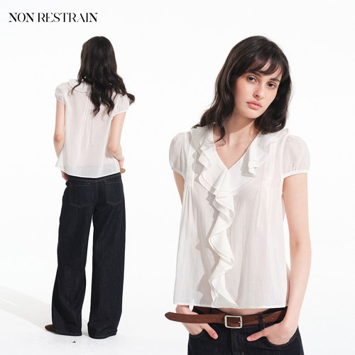 NONRESTRAIN法式泡泡袖白色衬衫