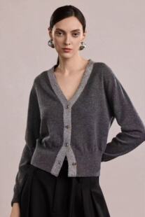 海燕家高端线 贵气柔软钉珠V领显瘦100羊绒衫S1507